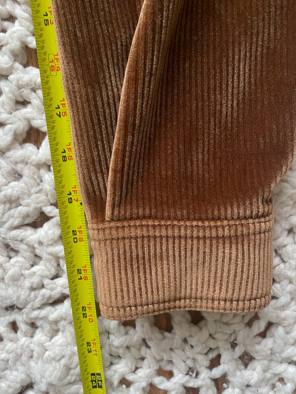 ALO Yoga Mountainside Velour Shacket in Cinnamon Brown - Picture 14 of 14